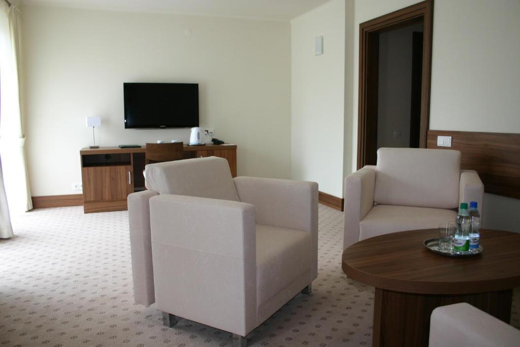 Hotel Termy Palacowe Nałęczów Zimmer foto